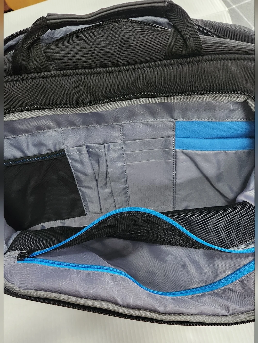 Dell Black Men's Laptop Messenger Bag -